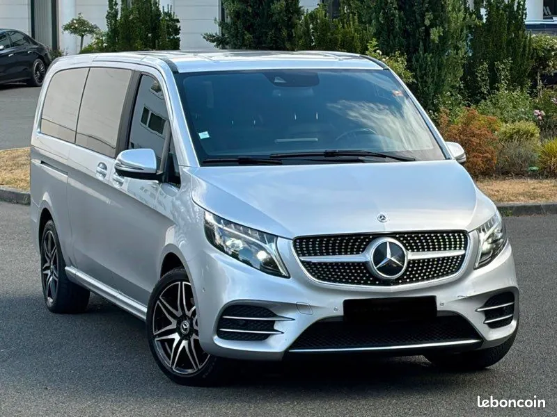 Mercedes-Benz V 2023 photo 2