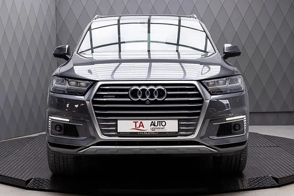 Audi Q7 2017 photo 4