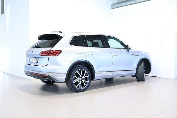 Volkswagen Touareg 2018 photo 4