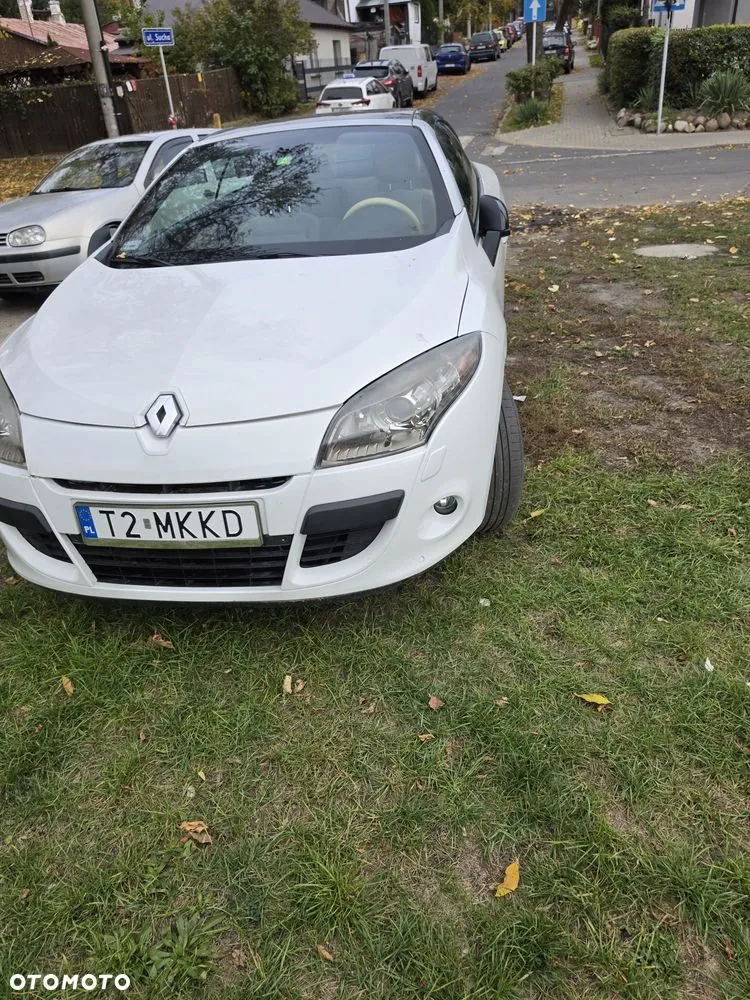 Renault Megane 2010 photo 2