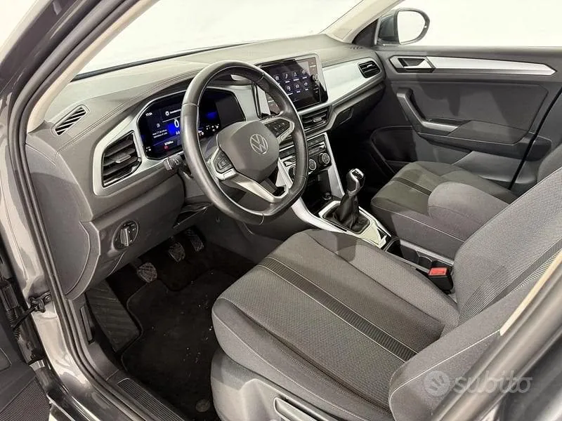 Volkswagen T-Roc 2022 photo 4