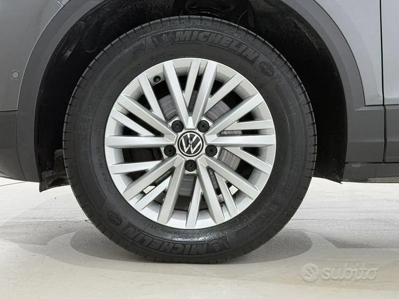 Volkswagen T-Roc 2022 photo 3
