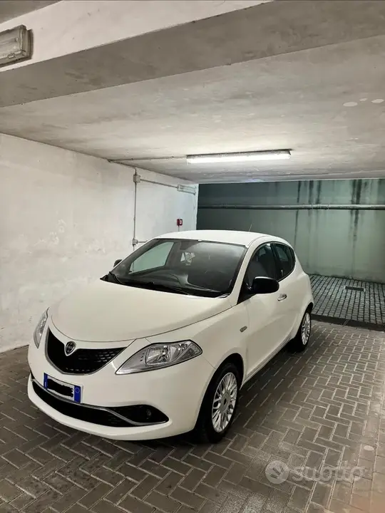 Lancia Ypsilon 2017 photo 3