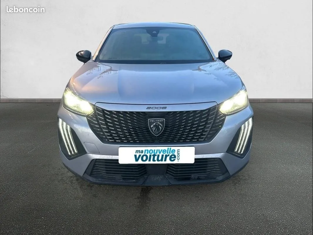 Peugeot 2008 2025 photo 2