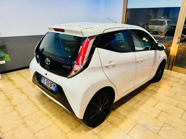 Toyota Aygo 2016 photo 5
