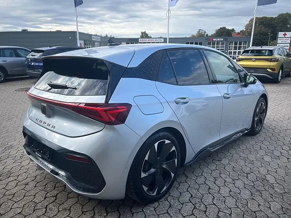Cupra Born 2023 photo 4