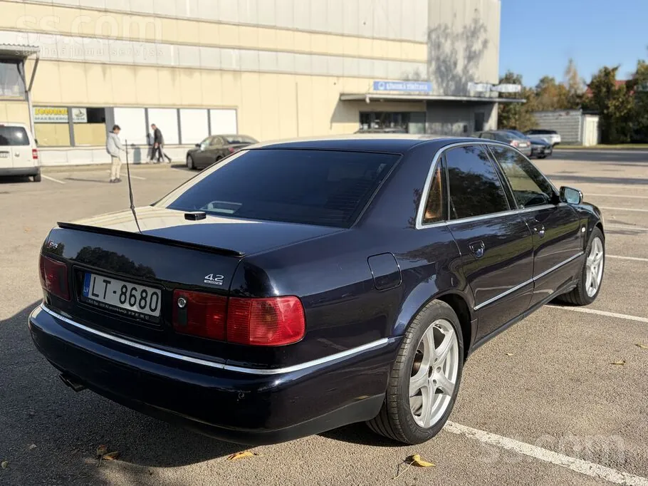 Audi S8 1998 photo 5