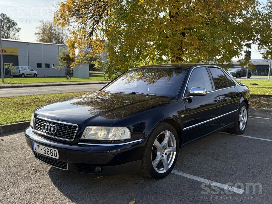 Audi S8