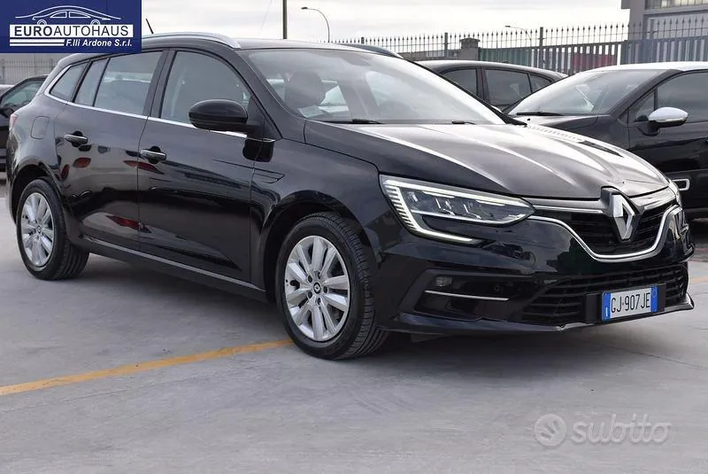 Renault Megane 2022 photo 3