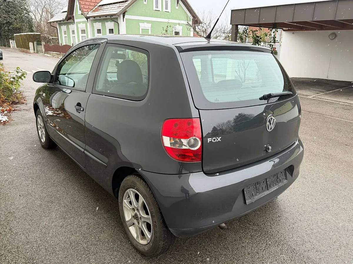 Volkswagen Fox 2009 photo 4