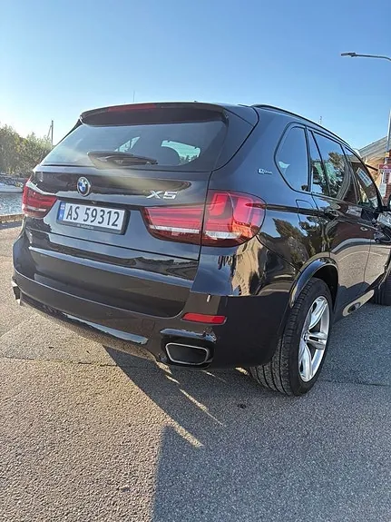 BMW X5 2019 photo 2