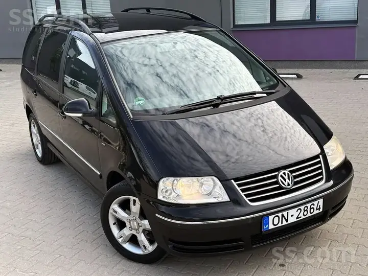 Volkswagen Sharan 2007 photo 5