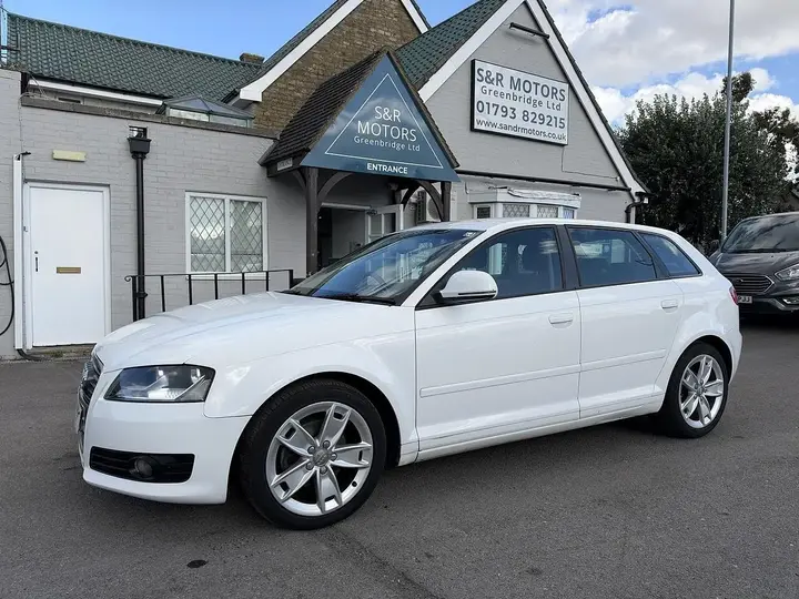 Audi A3 2010 photo 3
