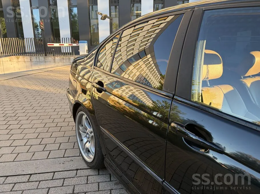 BMW 320D 2003 photo 3