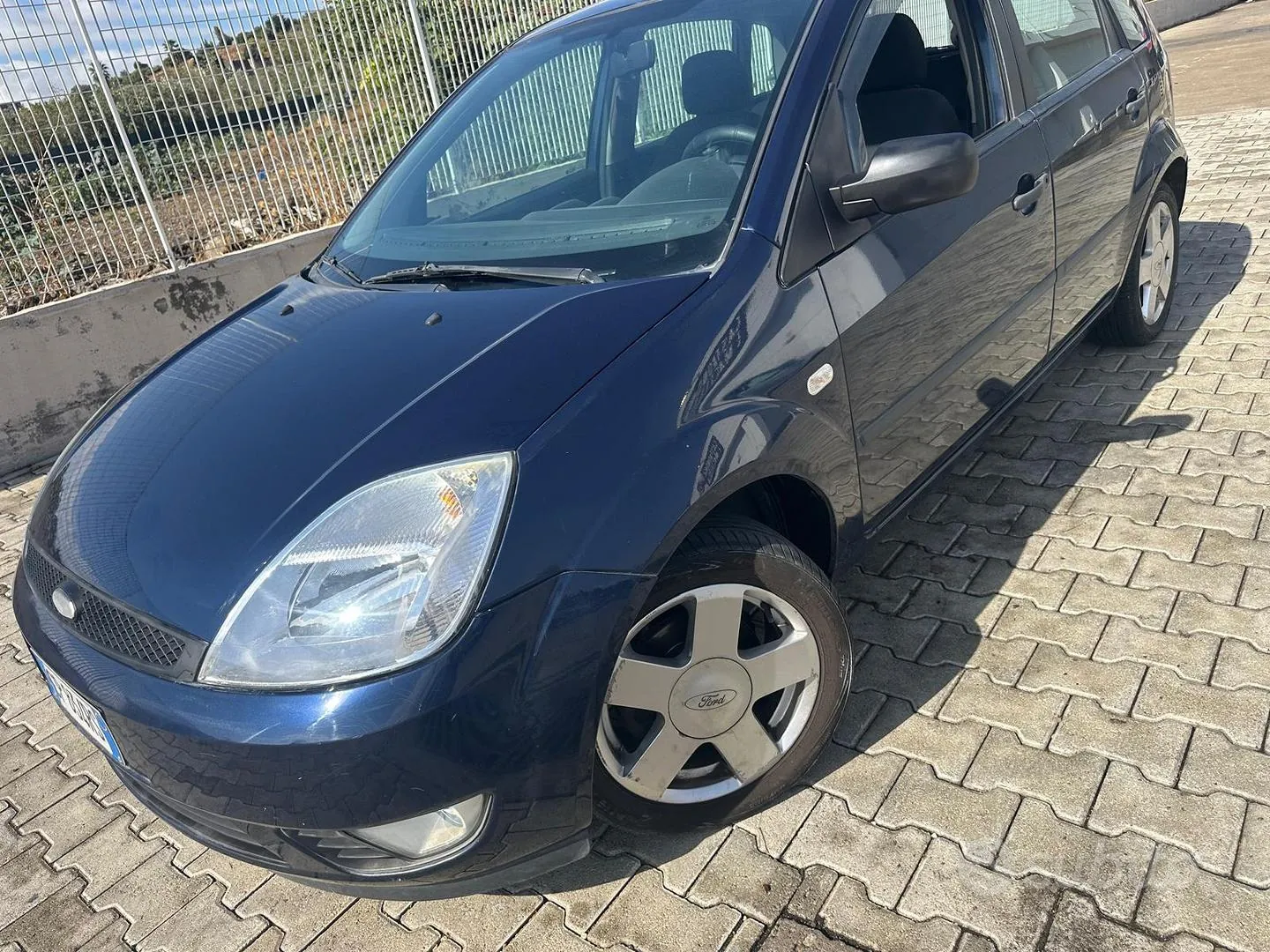 Ford Fiesta 2004 photo 5