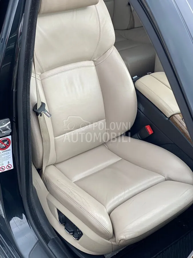 BMW 520 2011 photo 3