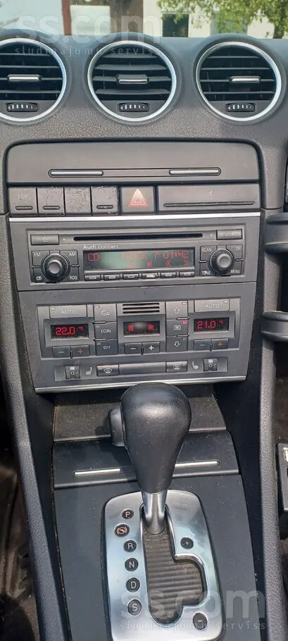 Audi A4 2004 photo 4