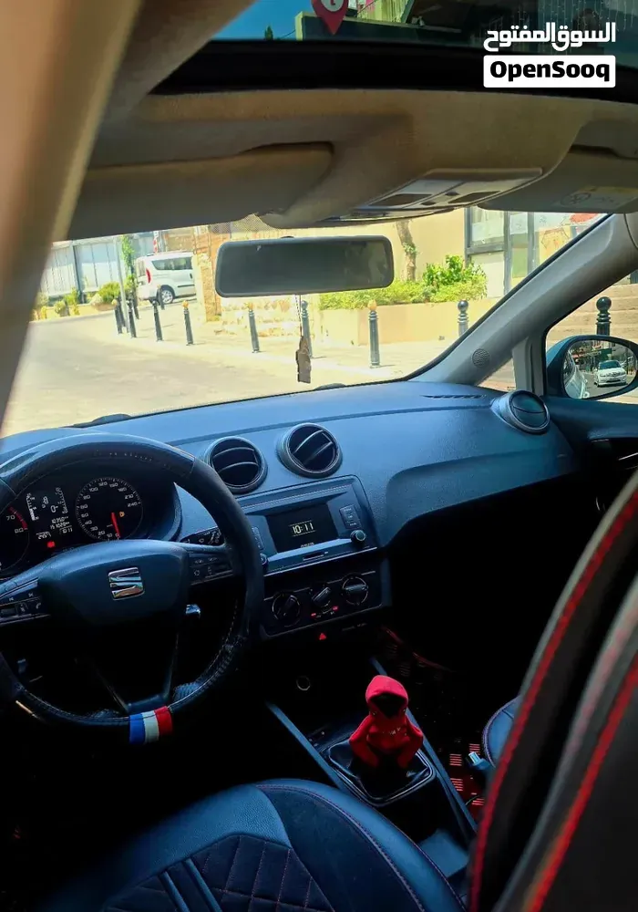 Seat Ibiza 2018 photo 4