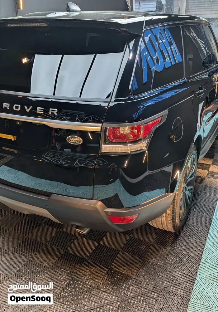 Land Rover Range Rover Sport 2017 photo 2