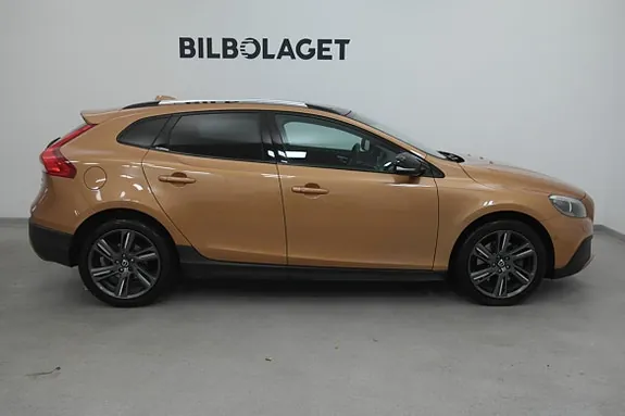 Volvo V40 Cross Country 2014 photo 3