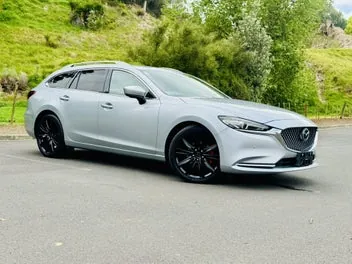 Mazda Atenza 2018 photo 2