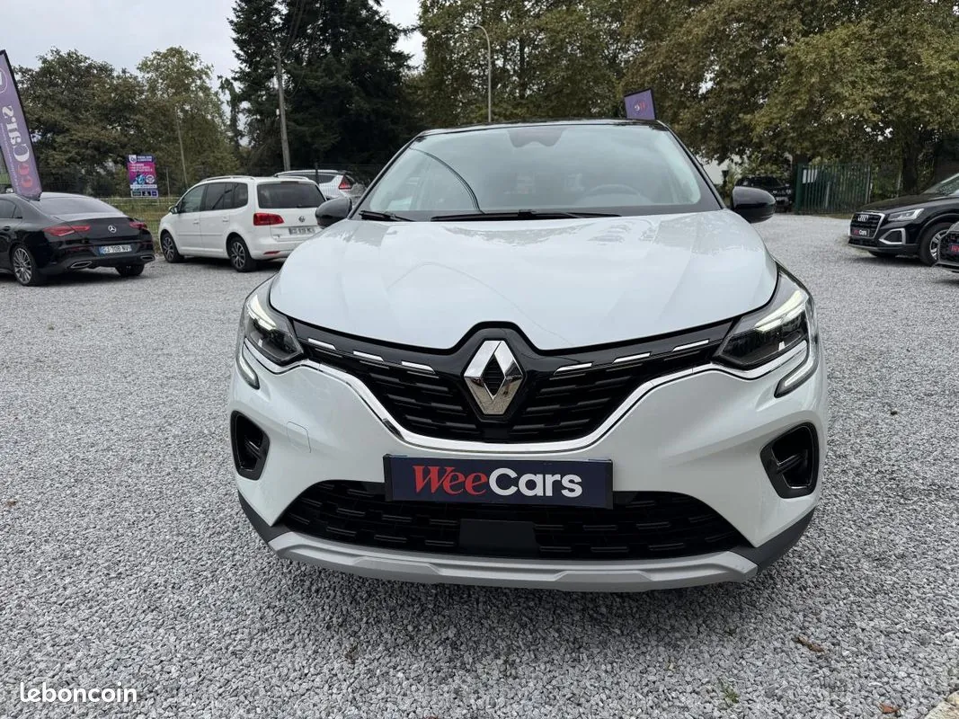Renault Captur 2023 photo 2