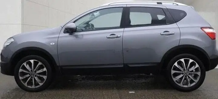 Nissan Qashqai 2013 photo 2