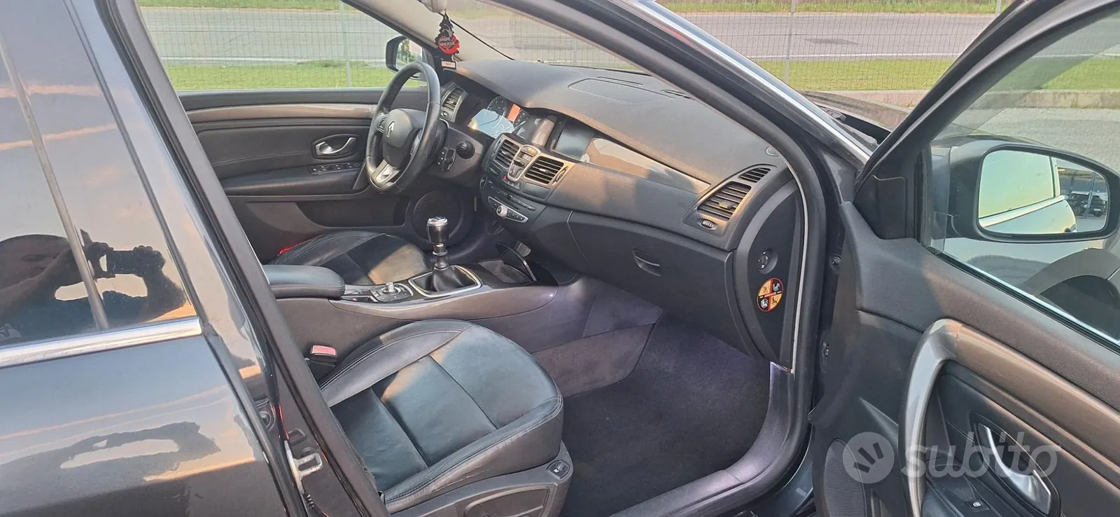 Renault Laguna 2008 photo 4