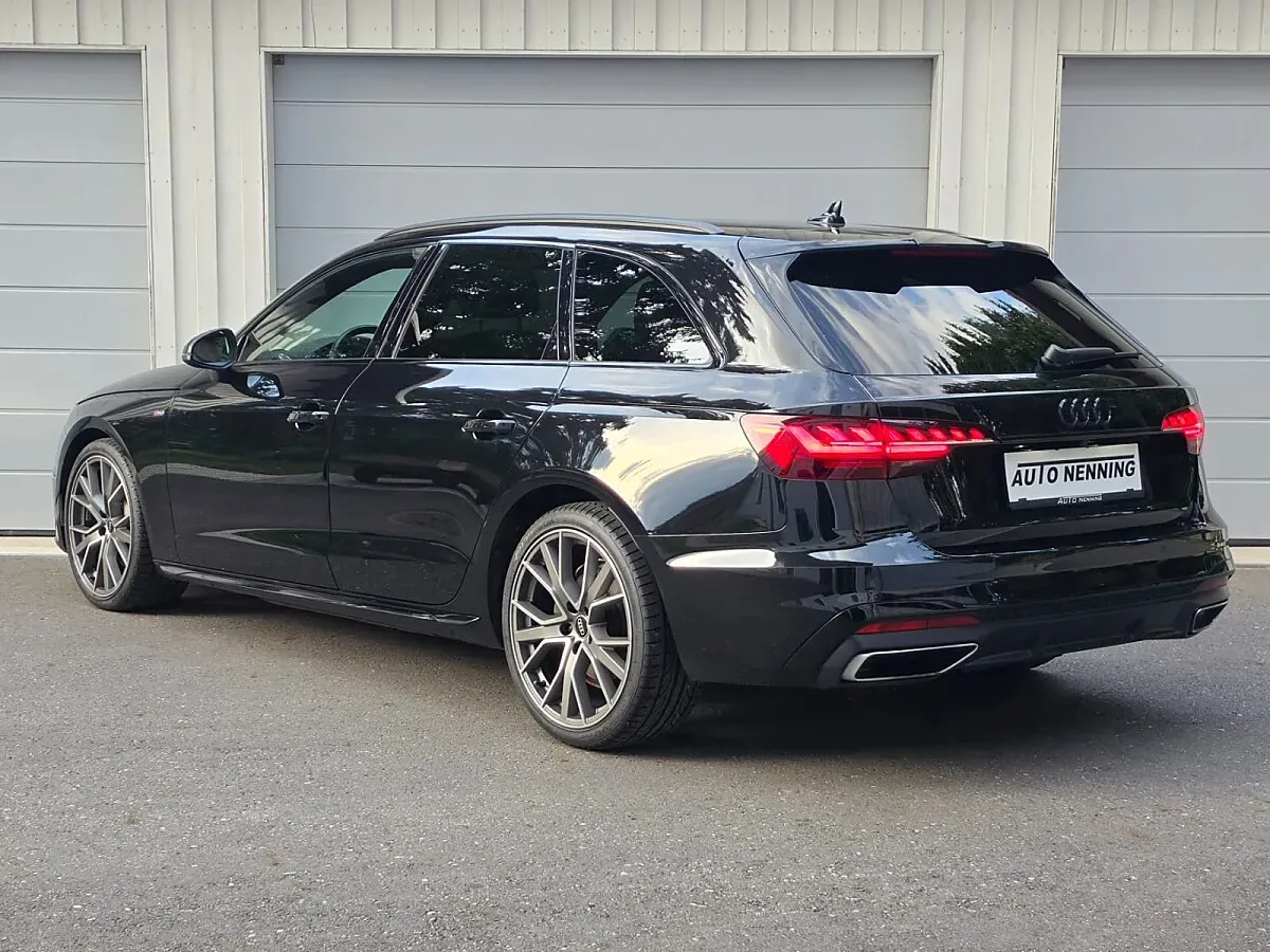 Audi A4 2022 photo 3