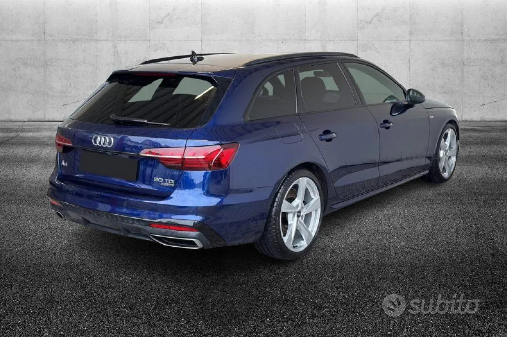 Audi A4 Avant 2022 photo 2