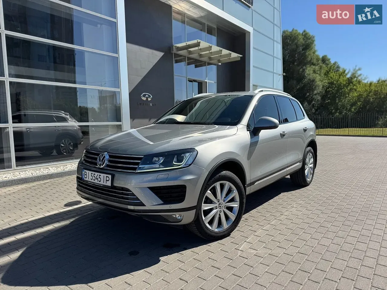 Volkswagen Touareg 2017 photo 2