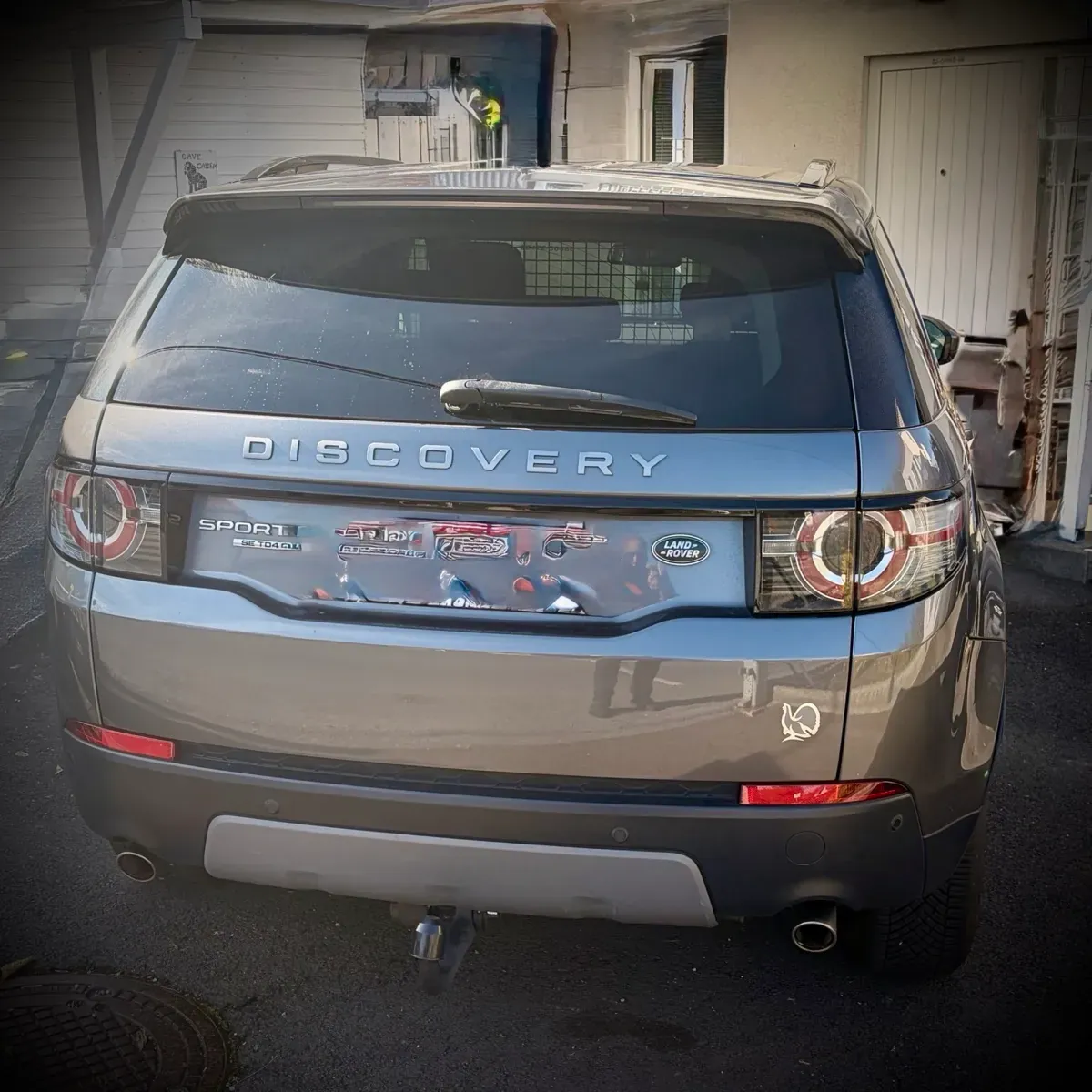 Land Rover Discovery Sport 2016 photo 3