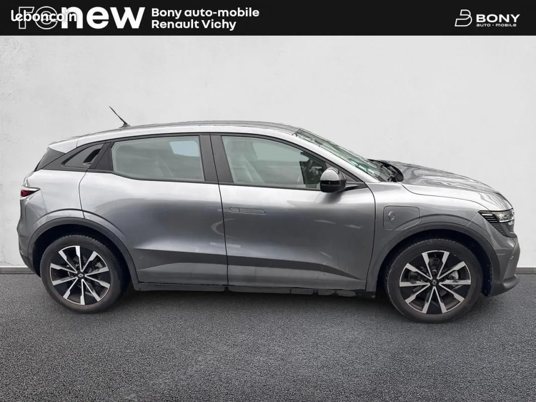 Renault Megane 2022 photo 4