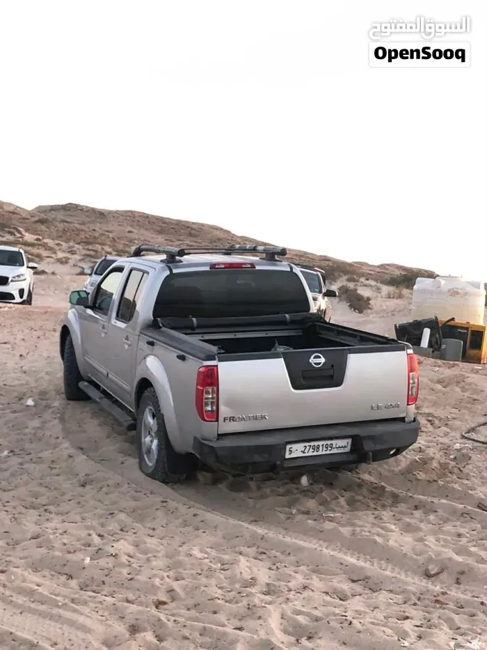 Nissan Frontier 2005 photo 3