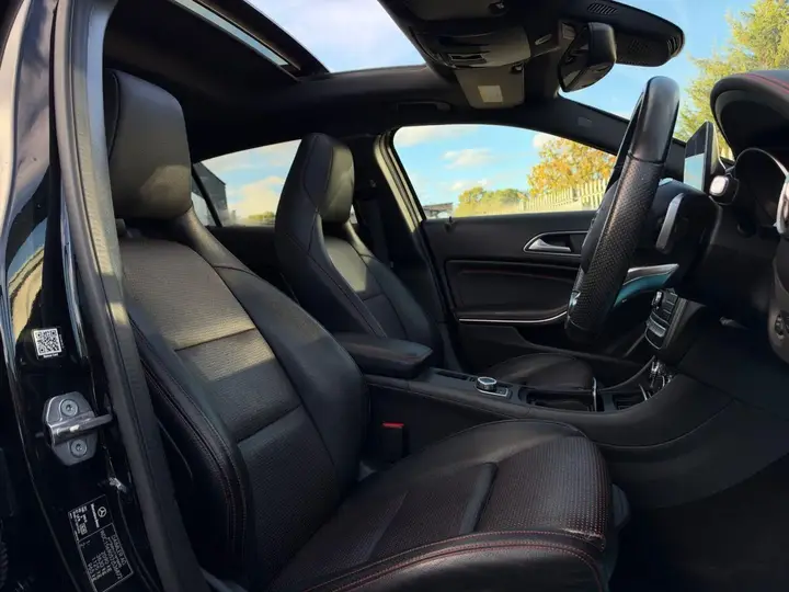 Mercedes-Benz Gla 2018 photo 4