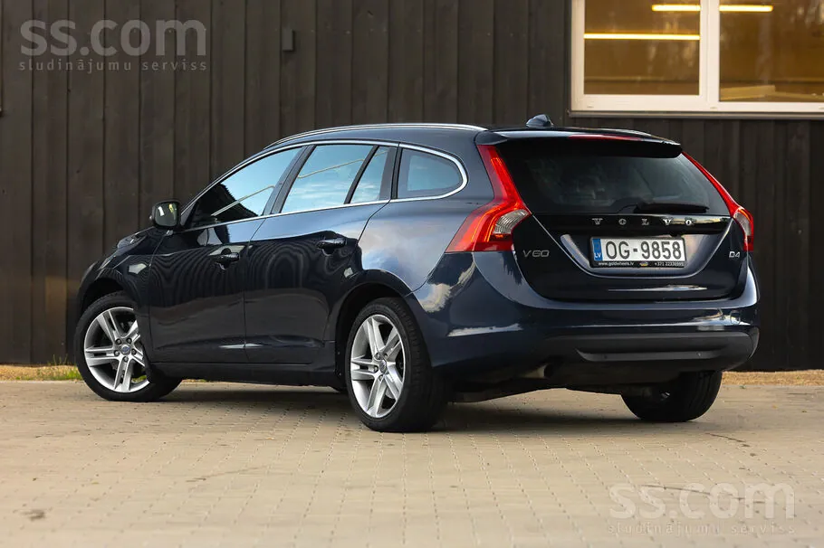 Volvo V60 2011 photo 4