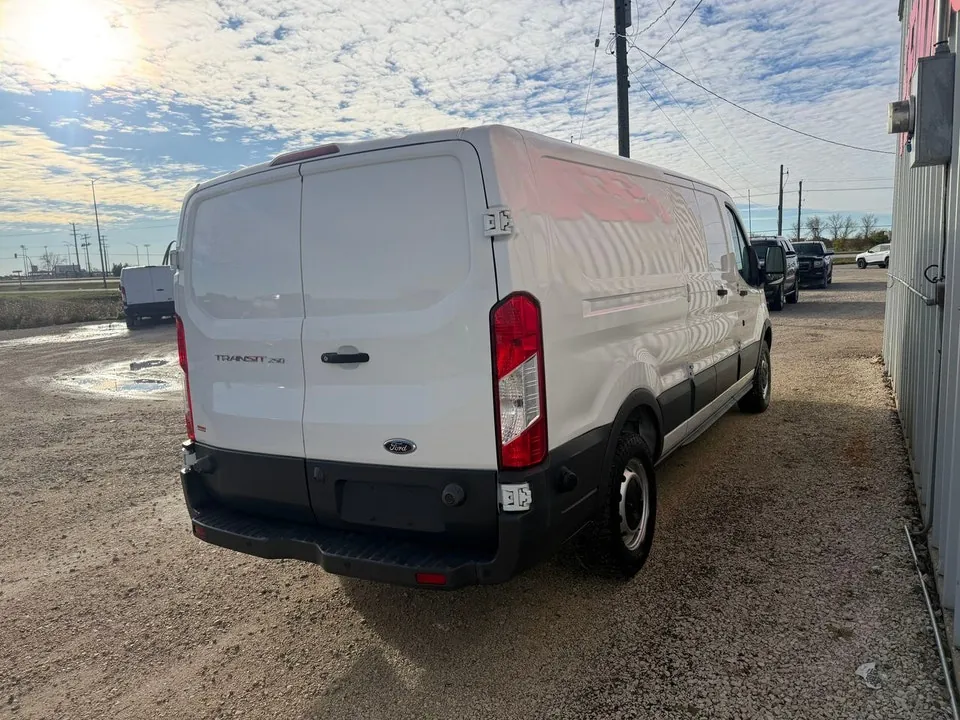 Ford Transit 2018 photo 4