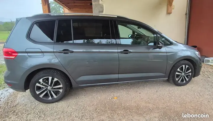 Volkswagen Touran 2019 photo 3