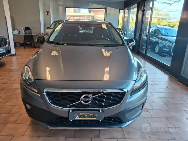 Volvo V40 2014 photo 2
