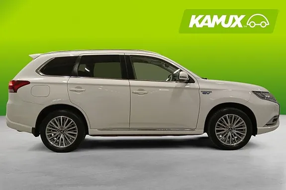 Mitsubishi Outlander 2020 photo 2