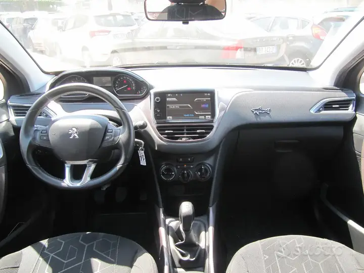 Peugeot 2008 2014 photo 5