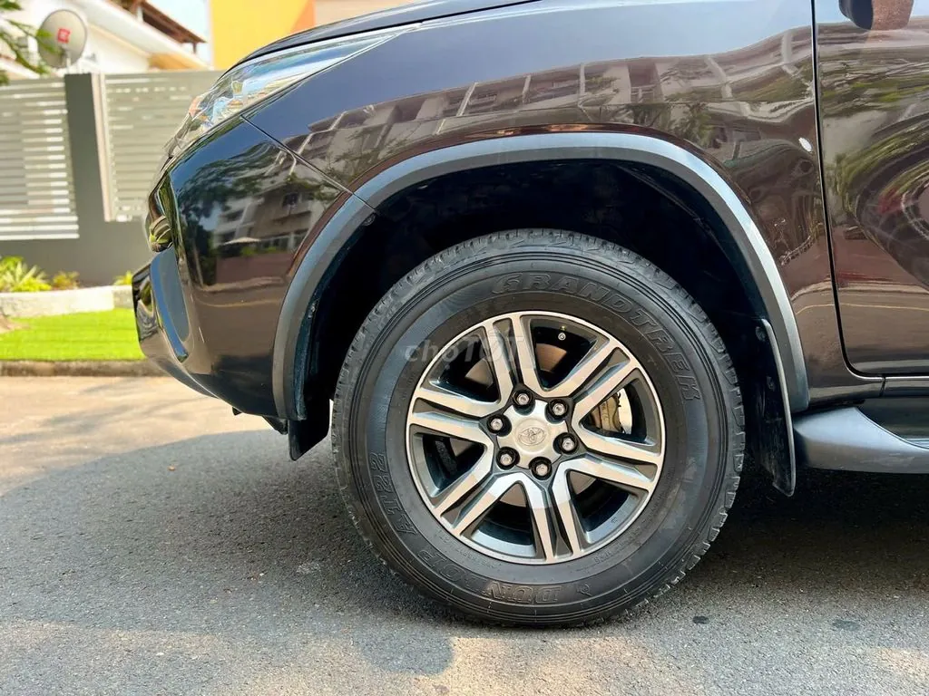 Toyota Fortuner 2019 photo 5