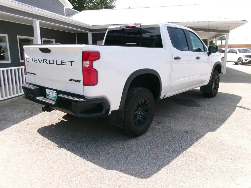 Chevrolet Silverado 1500 2026 photo 3