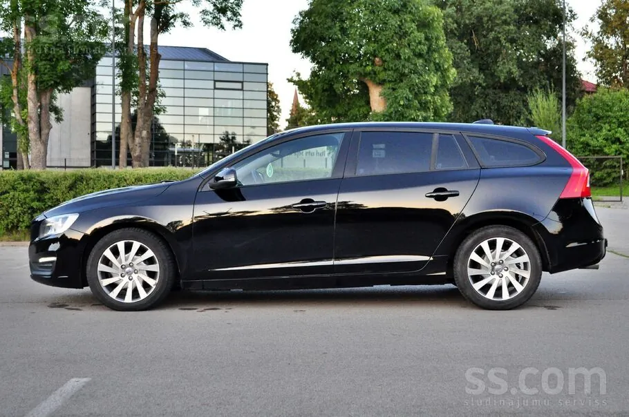 Volvo V60 2014 photo 5