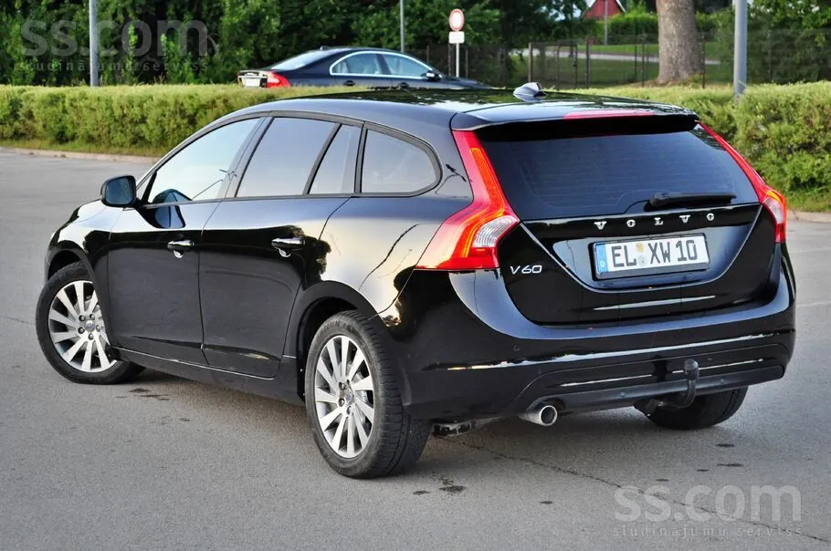 Volvo V60 2014 photo 3