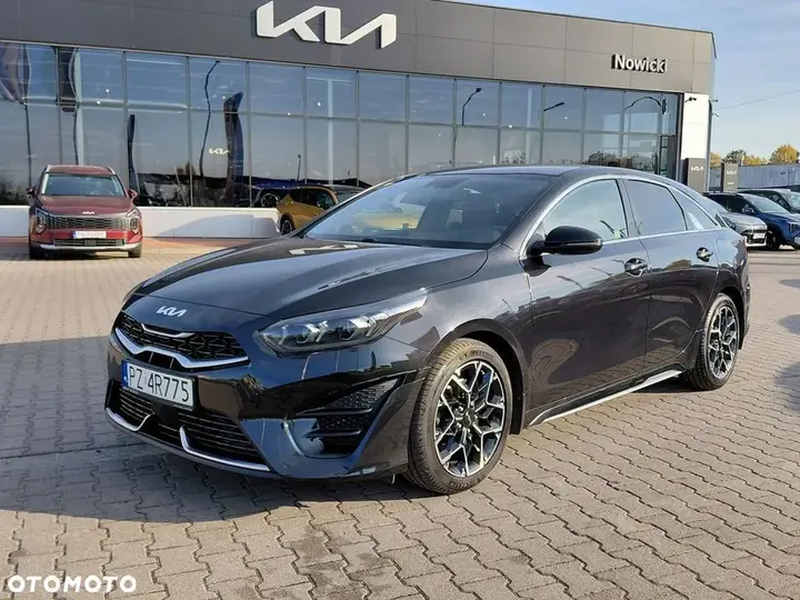 Kia Proceed