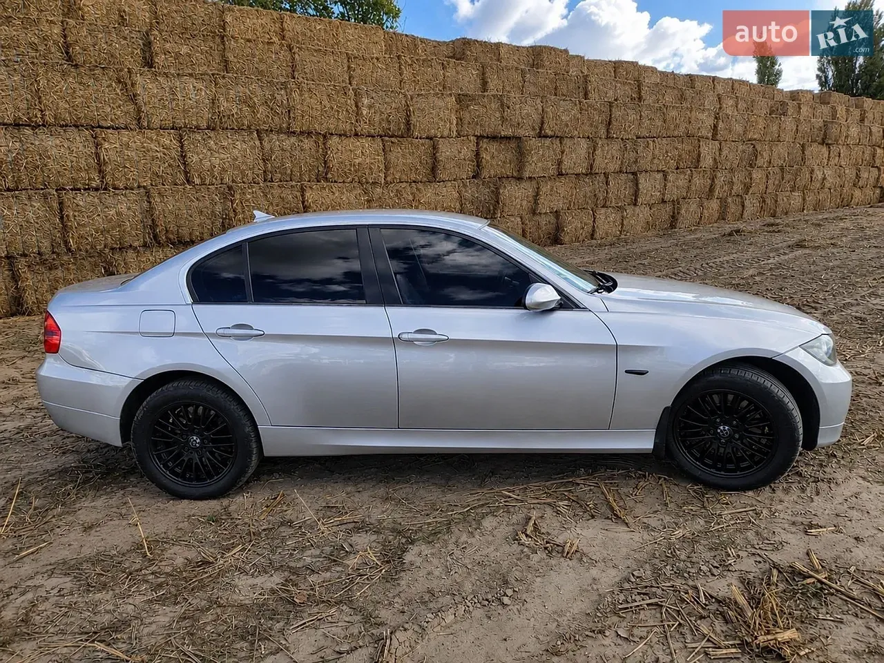 BMW 3 Series 2006 photo 2
