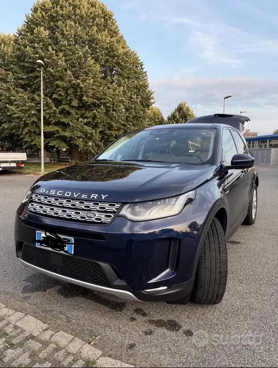 Land Rover Discovery Sport 2022 photo 4