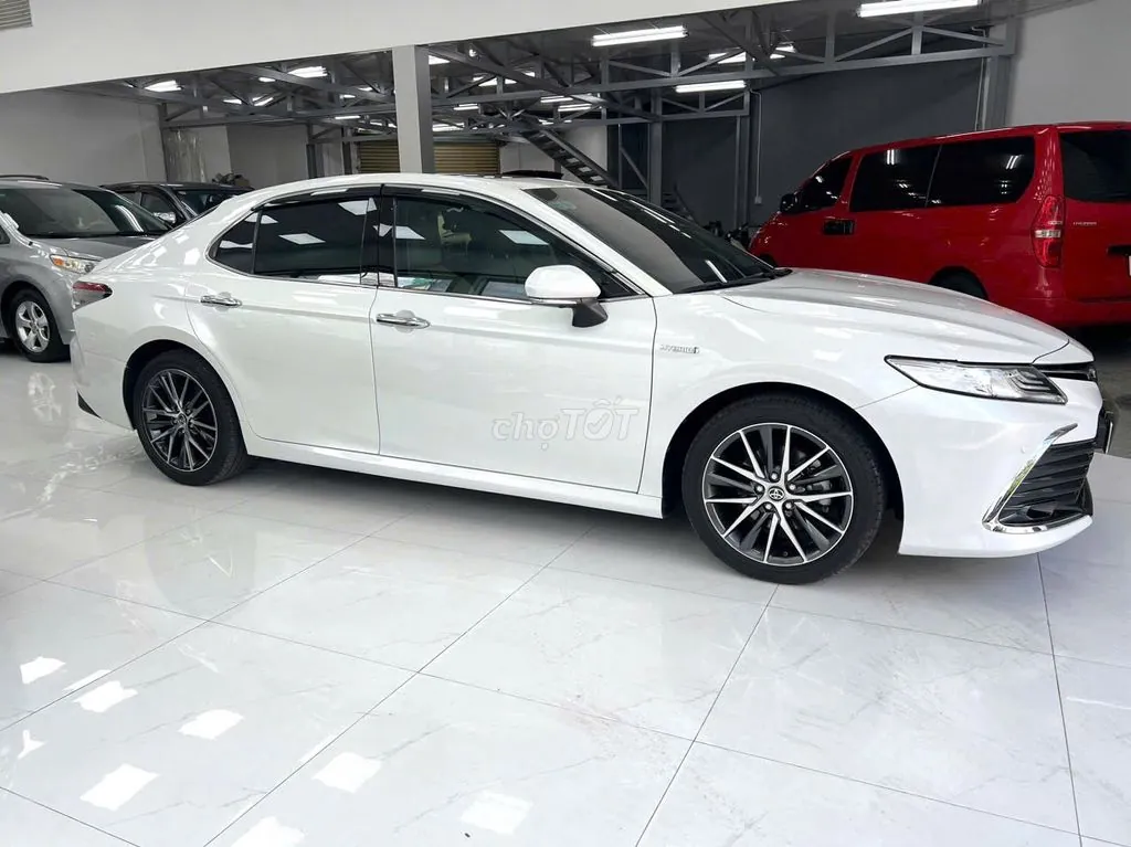 Toyota Camry 2022 photo 4
