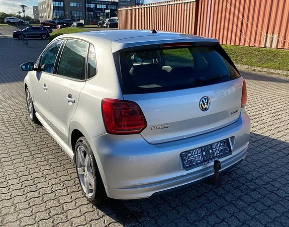 Volkswagen Polo 2016 photo 3